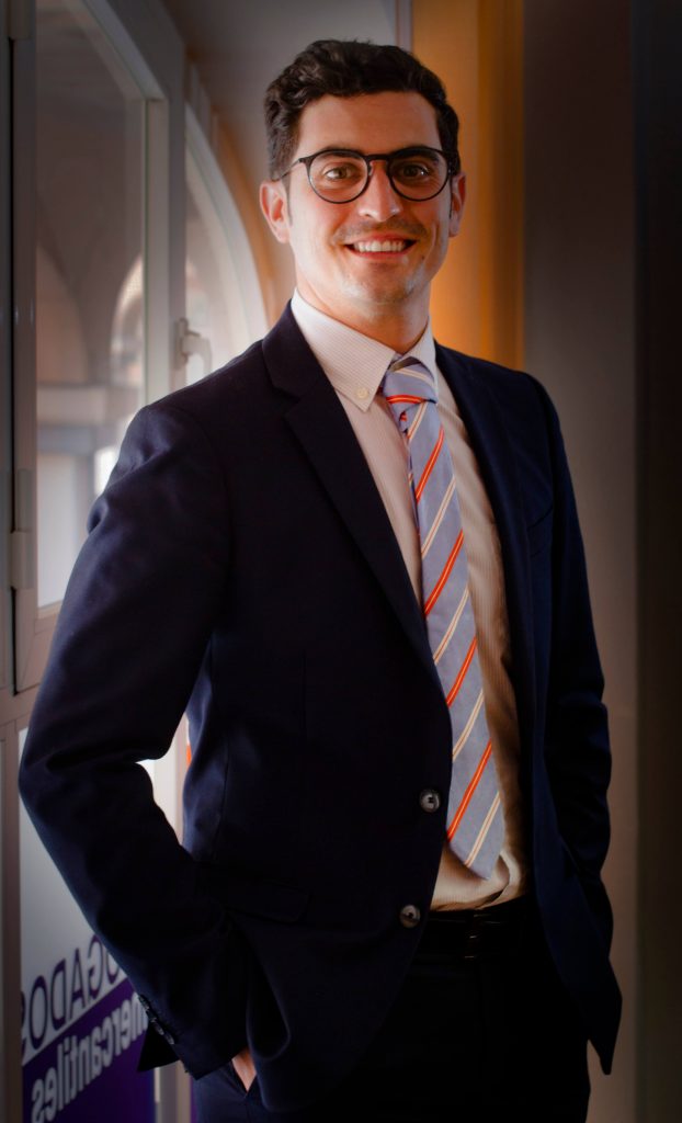 Álvaro Hernández Linares conter consultores